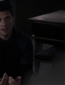 ls-2x04-caps_117.jpg